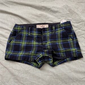 Hollister Women's Blue and Green Plaid Jean Shorts y2k